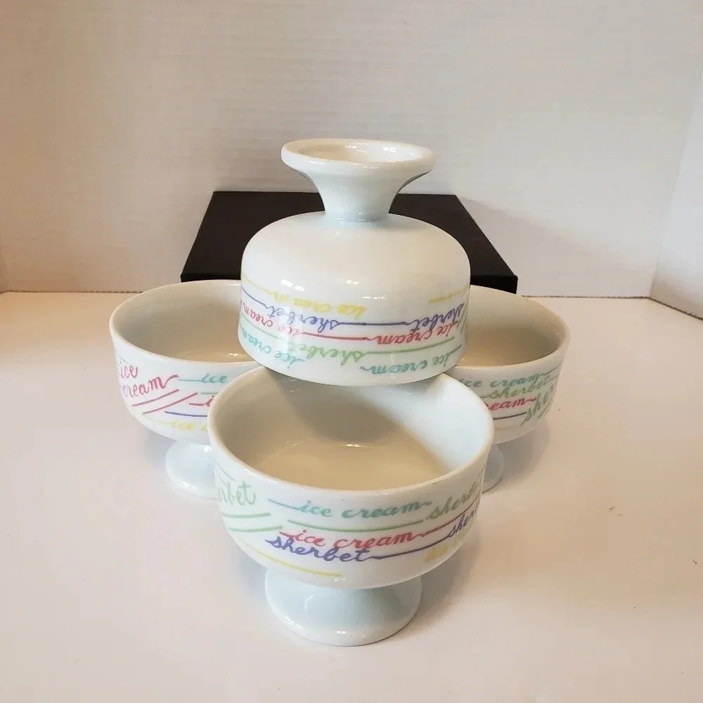 Vintage 1980s Set of 4 Sweet Temptations Pastel Footed  Ice Cream Bowls.